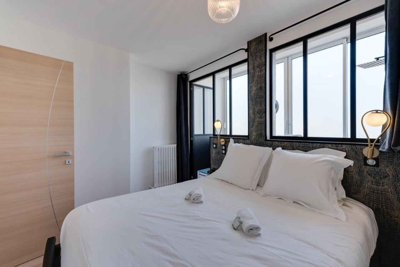 Swan Lake - Design Apartment Facing Lake Annecy Esterno foto
