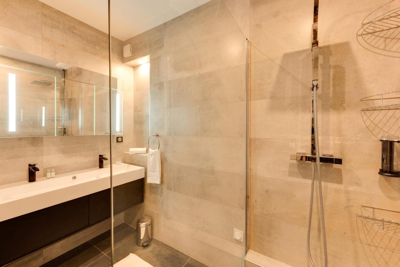 Swan Lake - Design Apartment Facing Lake Annecy Esterno foto